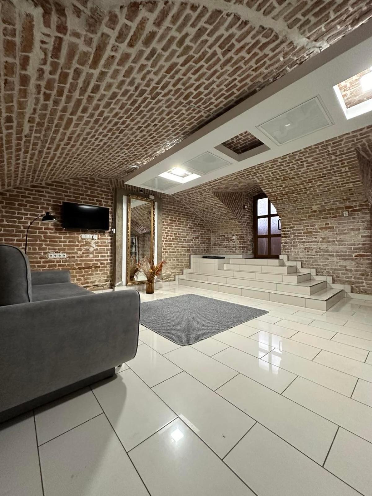 切尔诺夫策2Х Кім-Й Loft На Площі Філармонії By Willox公寓 外观 照片